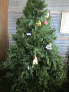 lot 515 image: Christmas tree
