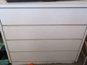 lot 543 image: 4 drawer white chest