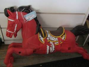 lot 612 image: vintage red horse, size unknown