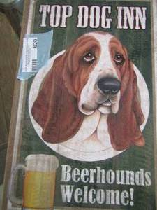 lot 620 image: Top Dog Inn Beerhounds Welcome sign