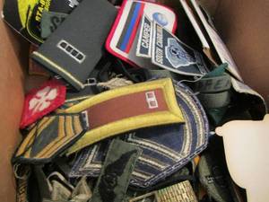 lot 661 image: various lot of military patches