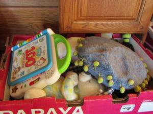 lot 674 image: box of childrens toys ( used)