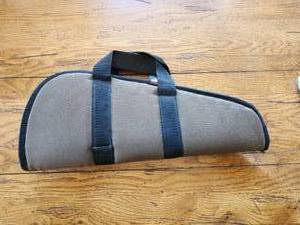 lot 117 image: Ace Case - soft side pistol case