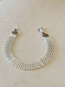 lot 82 image: Very nice silver bracelet - marked 925