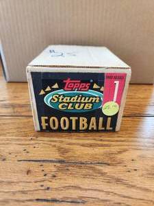 lot 4 image: 1993 Topps Stadium Club Football cards - hand sorted set Series 1 - 1-250