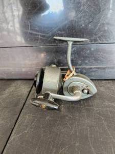 lot 135 image: Vintage Shakespeare fishing reel - Noris 2115