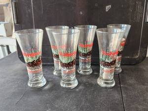 lot 187 image: Set of 6 vintage Budweiser beer glasses