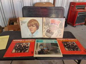 lot 203 image: Selection of Hermans Hermits records