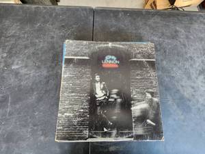 lot 212 image: Selection of vintage records