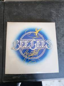 lot 214 image: Selection of vintage records