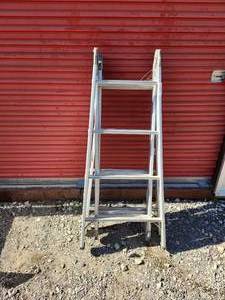 lot 242 image: Aluminum folding step ladder