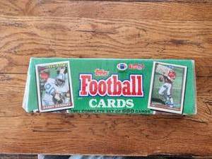 lot 287 image: 1991 Topps football card set - sealed set