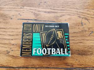 lot 267 image: 1994 Topps Stadium Club Members only football card set