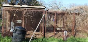 lot 44 image: Chicken Coop, Bottom will need to be dug up BUYER IS RESPONSIBLE FOR DISASSEMBLY AND REMOVAL