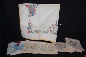 lot 13 image: Hand Made Table Cloth and Linens