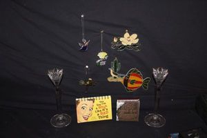 lot 23 image: Crystal Candle Holders and more home Decor Pieces