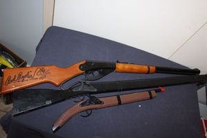 lot 50 image: Red Ryder BB Gun