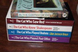lot 81 image: Books In The Company of Cats, The Cat Who Saw Red, The Cat Who Knew Shakespeare, The Cate Who Played Brahms, The Cate Who Played Post Office