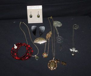 lot 134 image: Fashion Jewelry