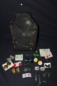 lot 136 image: Fashion Jewelry