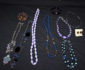 lot 169 image: Fashion Jewelry, Beaded Necklaces, Bracelets and Earrings