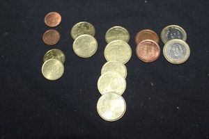 lot 187 image: Espana Euros