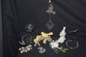 lot 193 image: Home Decor Pieces, Birds and Butterflies