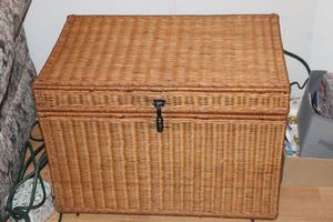 lot 201 image: Sturdy Wicker Chest