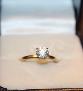 lot 218 image: Womens Size 7, Diamond Solitaire Ring (Stone Not Tested) 14K Heavy Electric Plate 925 LIND