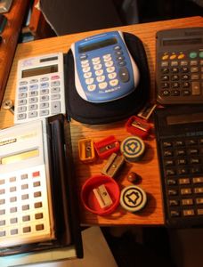 lot 220 image: Calculators and more