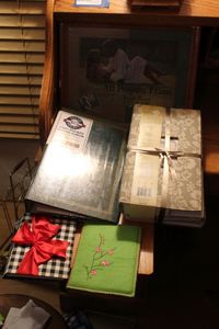 lot 256 image: Photo albums