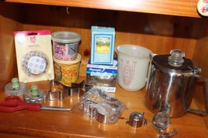 lot 285 image: Baking Items and More
