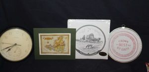 lot 289 image: Wall Decor