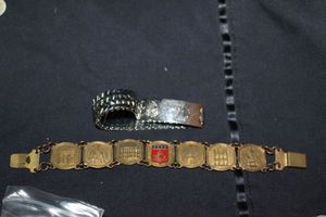 lot 353 image: Bracelets