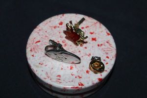 lot 355 image: Tie Pins