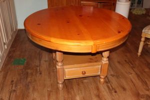 lot 374 image: Dining Table with Storage Drawer in Base, Does Have Extra Leaf Heavy
