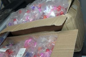 lot 20 image: Two Boxes of 3 Sand Art Containers in Multiple Shapes