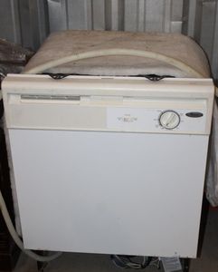 lot 32 image: Whirlpool Dishwasher