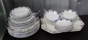 lot 47 image: Dishes 50 Pieces as shown