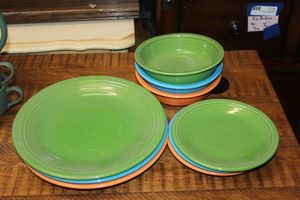 lot 58 image: Dishes Fiestaware 9 Pieces