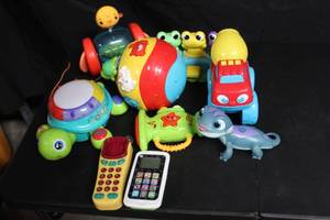 lot 124 image: Toddler Toys
