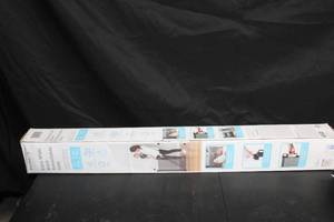 lot 125 image: Extra Wide Black Retractable Gate In Orginal Box 71 wide 33 Tall