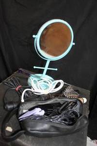 lot 139 image: Hair Styling Tools, Clippers and Mirror