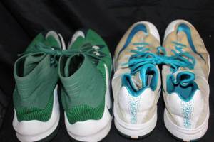 lot 143 image: Two Pairs of Mens Nike Shoes