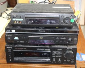 lot 101 image: Sony Home Theater System and Panasonic Bluray Player