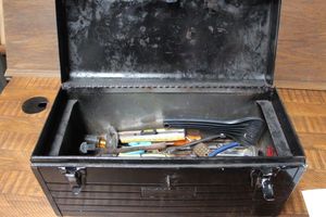 lot 117 image: Toolbox with Contents