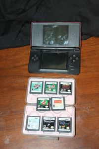 lot 174 image: Nintendo DS Game with Eight Games