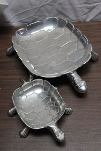 lot 184 image: Pewter Turtle Serving Platter and Candy Dish