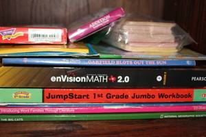 lot 291 image: Books Childrens workbooks and Flash Cards