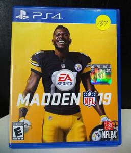 lot 137 image: PS4 - MADDEN 19 NFL FOOTBALL COMPLETE